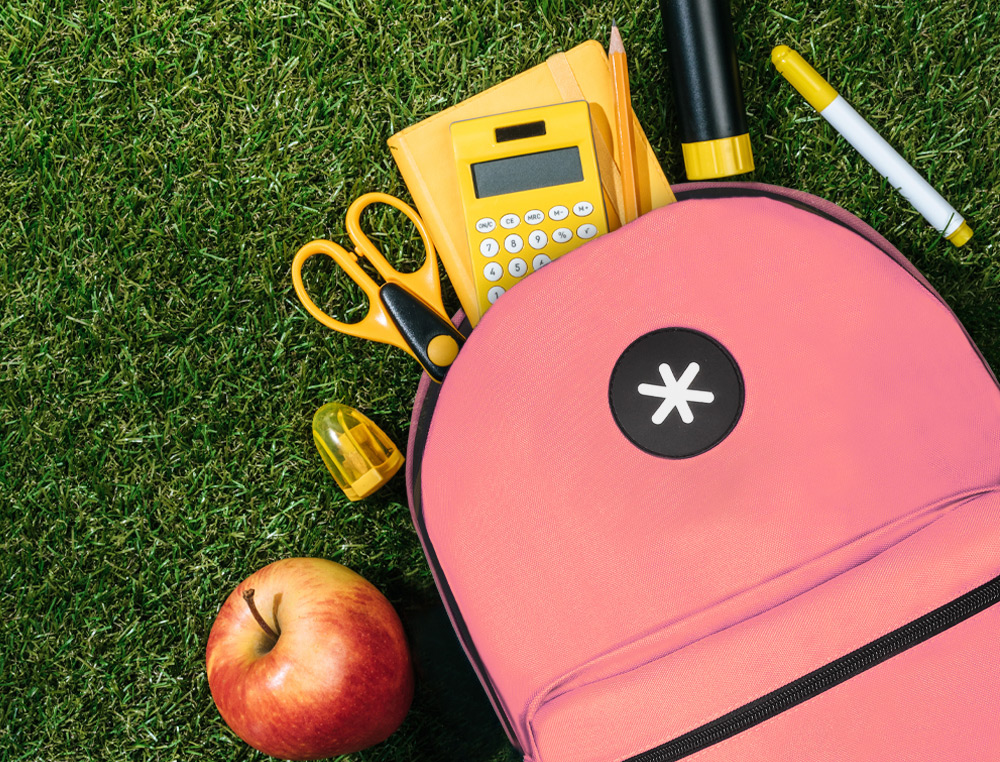 MOCHILA ANTARTIK CON ASA Y BOLSILLO FRONTAL CON CREMALLERA COLOR CORAL 320X140X430 MM