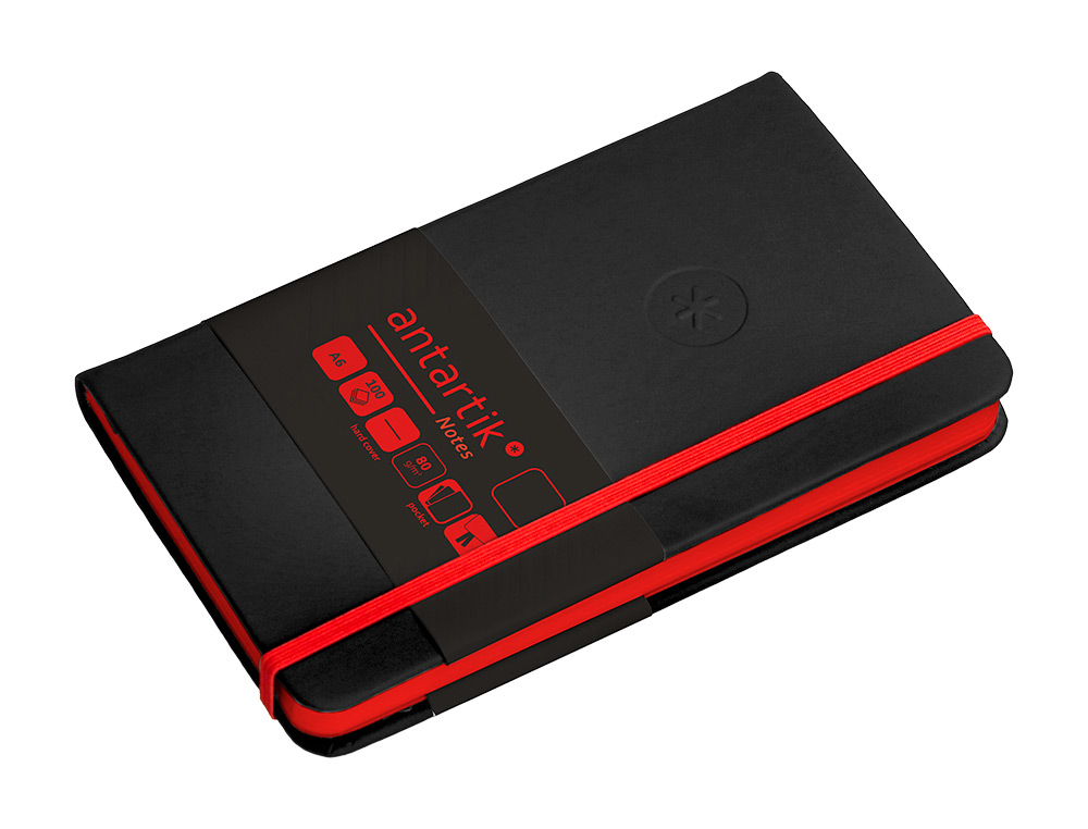 CUADERNO CON GOMILLA ANTARTIK NOTES TAPA DURA A6 HOJAS LISAS NEGRO Y ROJO 100 HOJAS 80 GR FSC